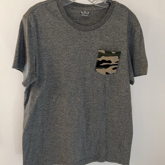 Set of 3 Causal Shirts - Picture 7 of 15